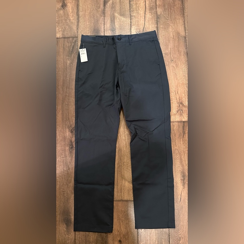 14th & Union Men’s Navy Khaki Pants from Nordstroms.